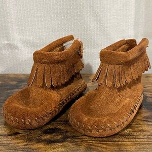 Minnetonka Leather Infant Moccasin Booties